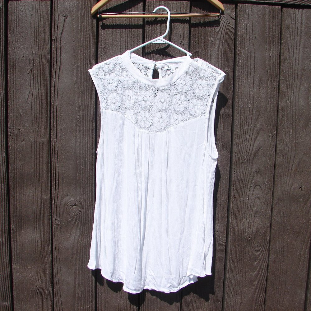 DR2 Brand White Summer Lace Blouse Size 2X
